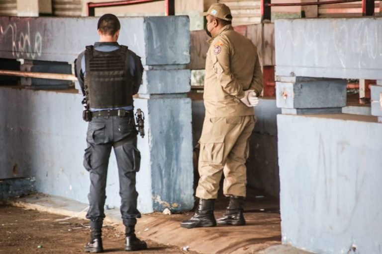 policia1-768x512