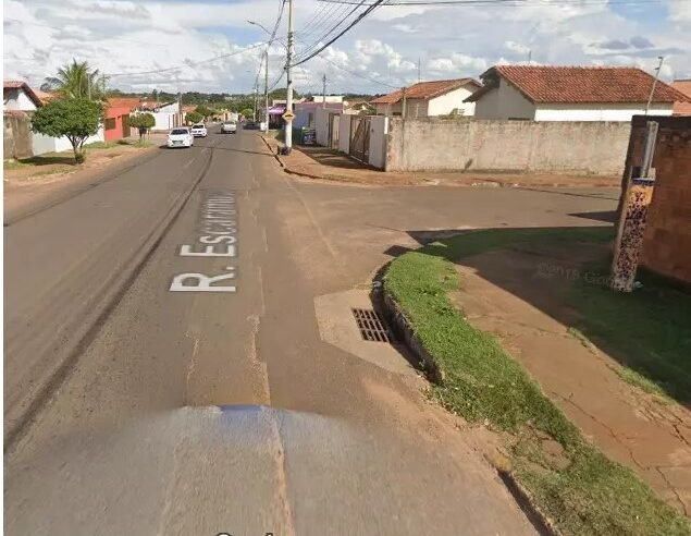 Motorista é executado com 11 tiros na cabeça por dupla em moto preta em Campo Grande
