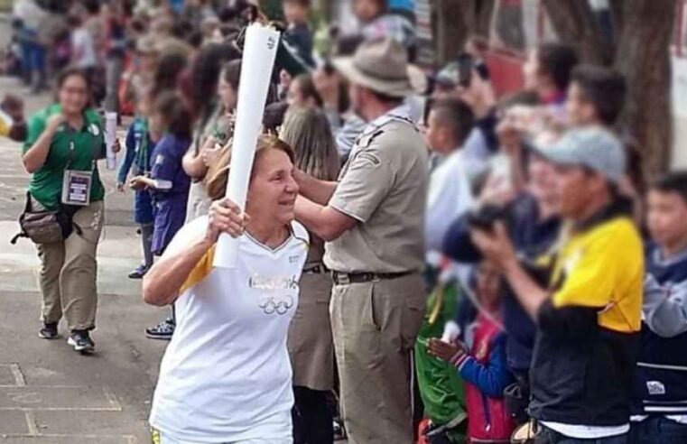 ia Atleta de natação que morreu após acidente com táxi em Bonito carregou tocha olímpica em 2016