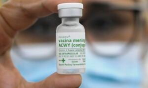 vacinação contra meningite