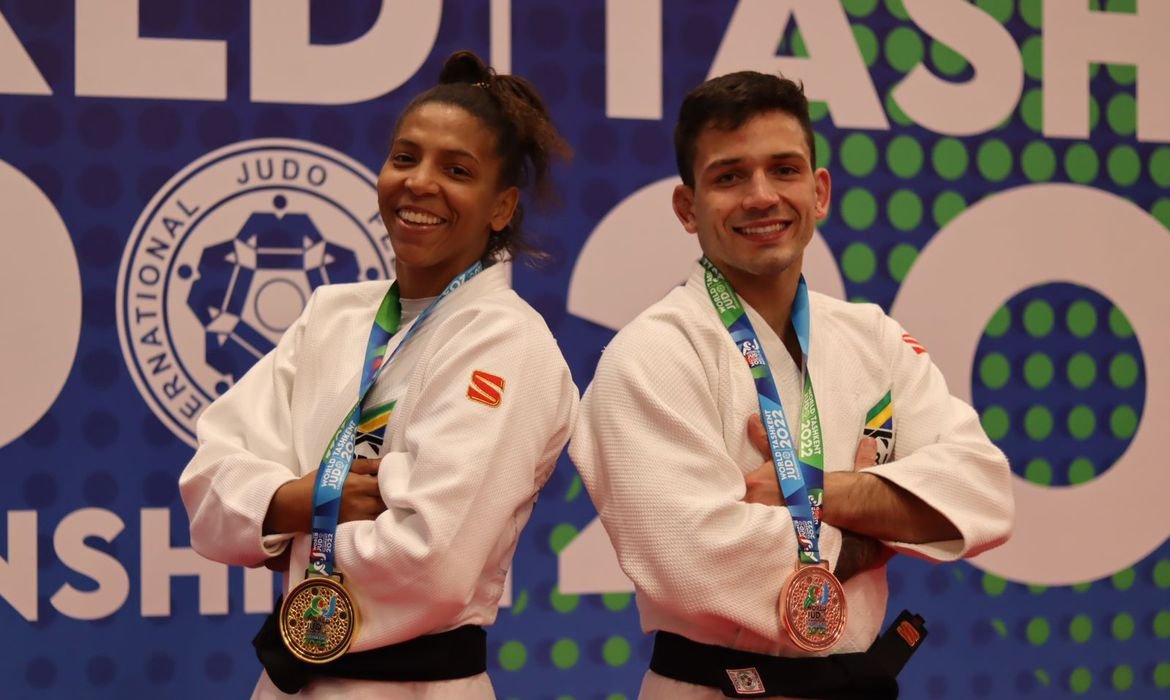 rafaela_silva_e_daniel_cargnin_mundial_de_judo