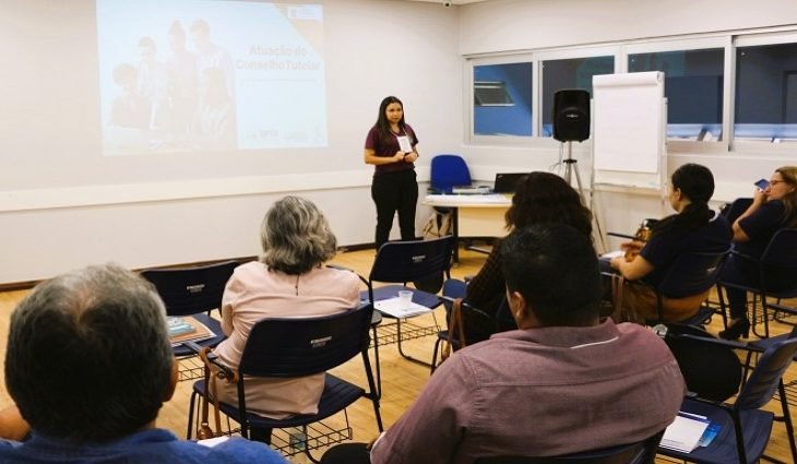 aula-conselho-estadual-sead-730x425