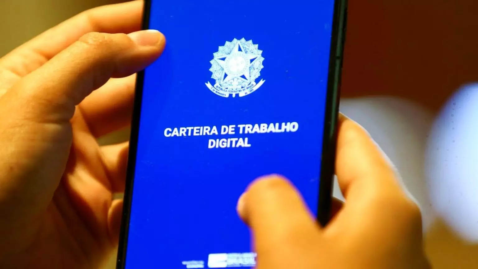 carteira-de-trabalho-emprego-MCJr-Ag-Brasil-1-1536x864.jpg