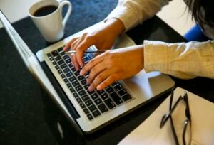 Teletrabalho, home office ou trabalho remoto.