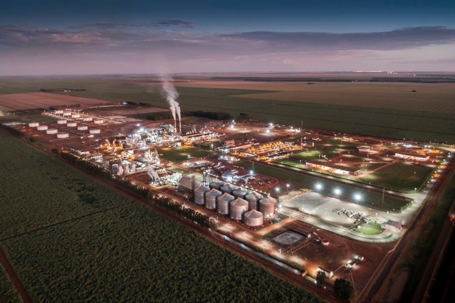 Fotografia da CerradinhoBio em Chapadão do Céu/GO em abril de 2022.