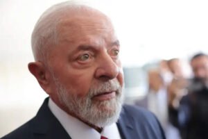 lula-se-reune-com-reitores-para-encerrar-greve-de-professores-federais-17175012448281-thumb
