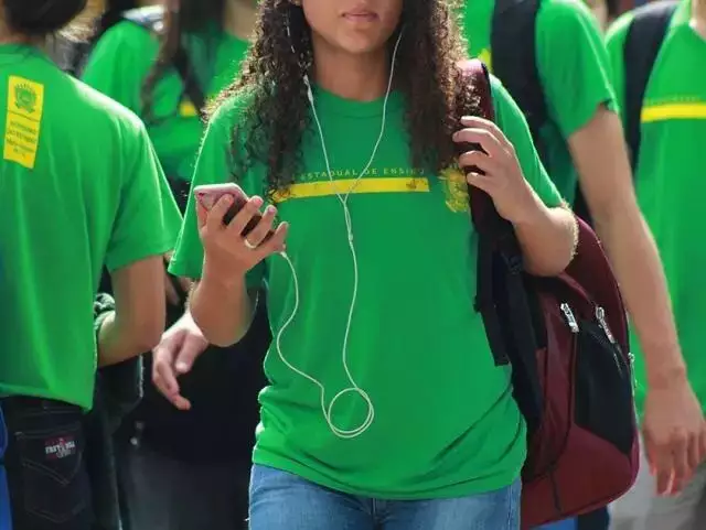 1jrazo1eh8icq