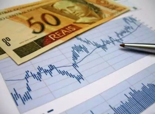arquivos_noticias_2016_mai_deputados-aprovam-projeto-de-reajuste-salarial-de-sete-carreiras-de-servidores