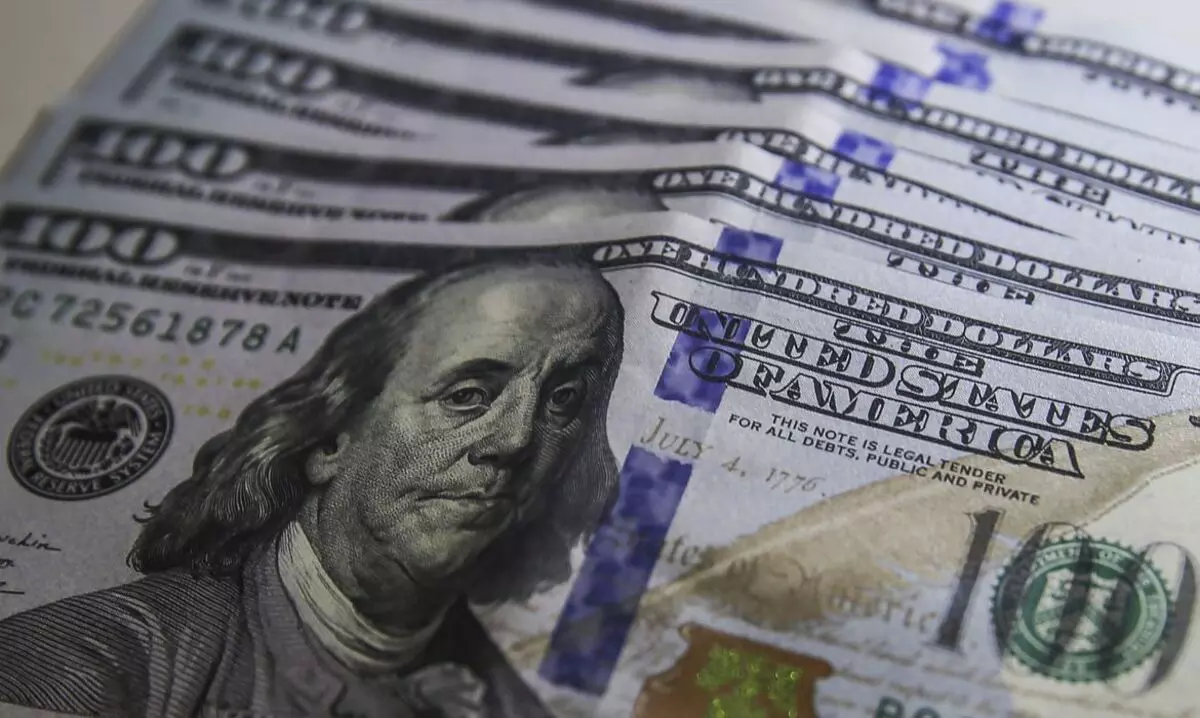 dolar_moeda_0803221211-1-1