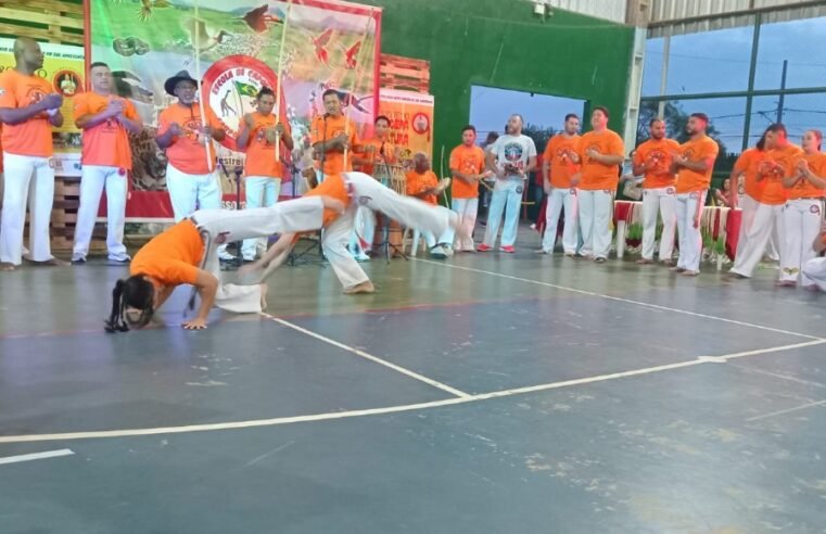 Escola de Capoeira Grupo Memória realiza encontro de final de ano em Campo Grande