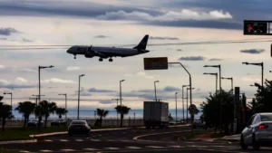 aeroporto_henrique_arakaki