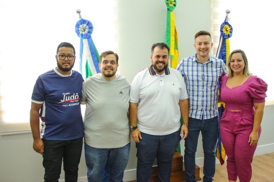 center_475079119_1174773127985133_4303653457093036164_n