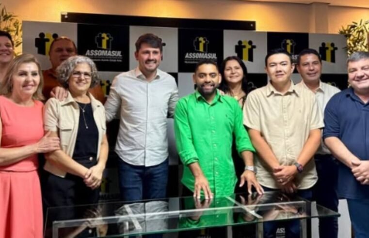 Prefeitos oficializam registro de chapa para a eleição 2025 da Assomasul