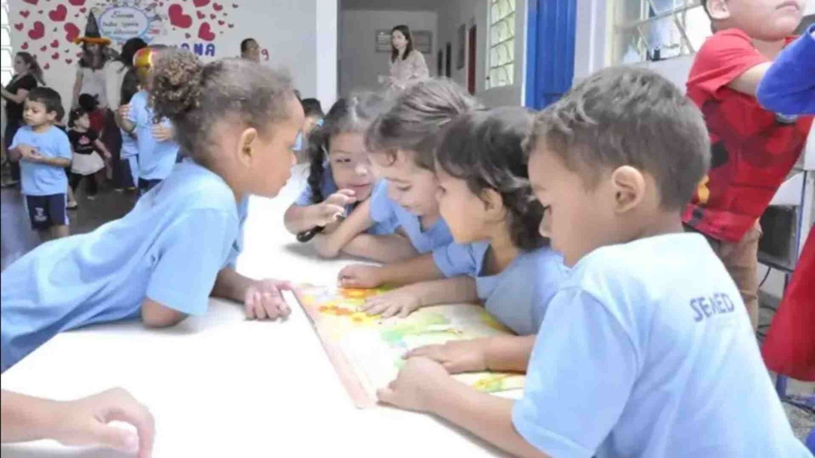 Assistente-de-educacao-infantic