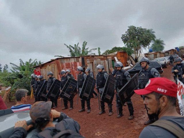 policiais-de-ms-recebem-reforco-nacional-para-conter-bloqueios-do-mst-em-rodovias-federais-1746305957046-thumb