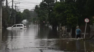 Ruas-alagadas-na-regiao-metropolitana-de-Porto-Alegre-foto-metsul
