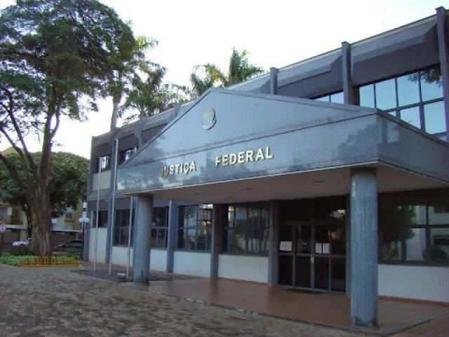 judiciario-concentra-os-maiores-salarios-de-servidores-em-ms-17586239263883-thumb (1)