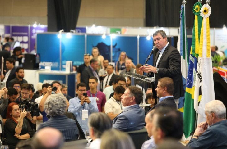 com-apoio-do-governo-do-estado-3o-congresso-dos-municipios-debate-boas-praticas-de-administracao-publica-17610595446179-thumb