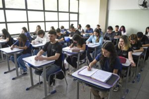 escolas-de-ms-passam-por-avaliacoes-nacional-e-regional-a-partir-de-segunda-feira-1760699345105-thumb (1)