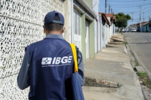 ibge-prepara-maior-processo-seletivo-temporario-da-historia-com-95-mil-vagas-17613112440579-thumb