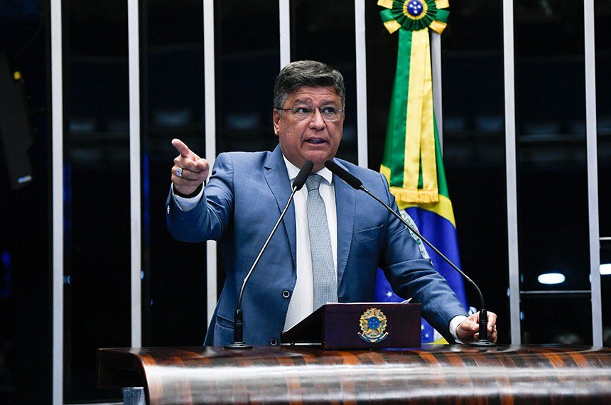 Carlos-Viana
