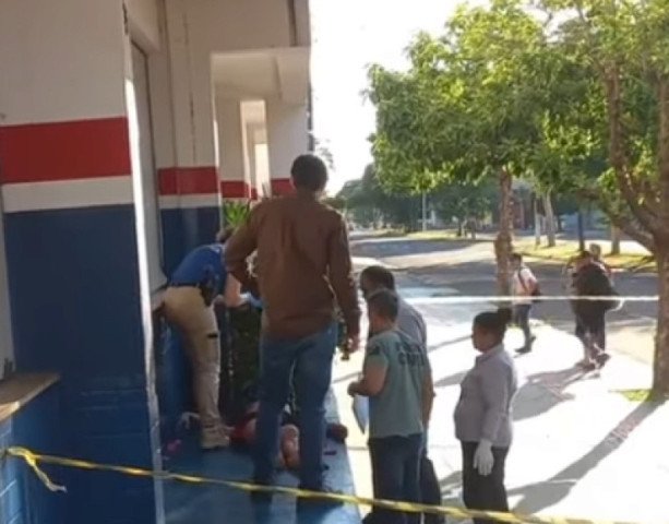 homem-e-encontrado-morto-com-facadas-no-centro-de-dourados-1764932277998-thumb