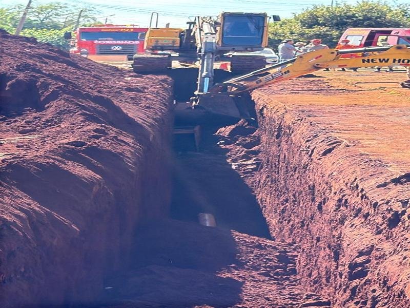 trabalhador-morre-apos-desbarrancamento-em-obra-de-esgoto-em-maracaju-242733-1-1779811537