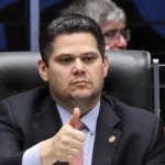 Alcolumbre destrava PEC do fim da 6×1 após conversas com Lula