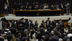 congresso-pode-votar-fim-da-escala-61-e-da-taxa-das-blusinhas-nesta-semana-17881226445802-thumb