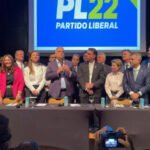 Flávio Bolsonaro anuncia Alfredo Gaspar como pré-candidato a vice-presidente