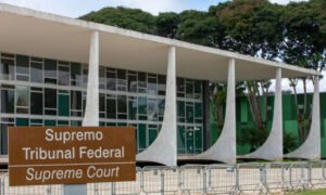 stf-gilmar-mendes-sugere-adiar-sessao-sobre-conduta-de-moraes-17892185787389-thumb