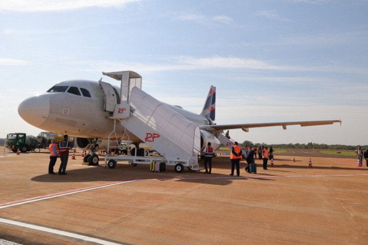 voos-diarios-levam-quase-66-mil-passageiros-em-primeiro-ano-de-operacao-da-latam-em-dourados-17888842375214-thumb