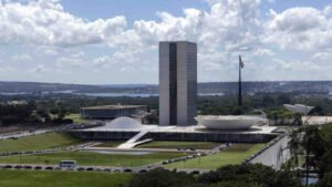 fim-da-escala-61-entra-na-reta-final-de-discussao-antes-de-votacao-no-senado-17918920018138-thumb